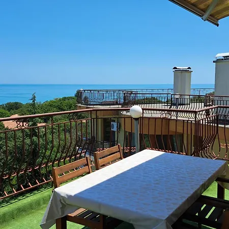 Riviera Sea Villageapartments Апартамент *
