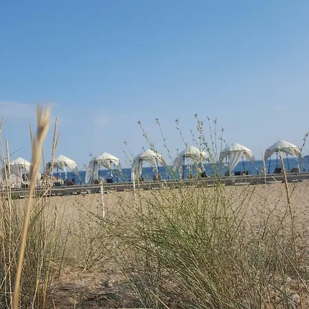 Апартаменты Riviera Sea Villageapartments Золотые Пески